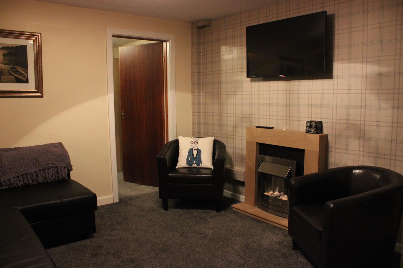 The New Lodge Pontardawe Экстерьер фото