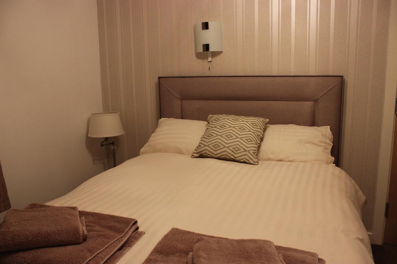 The New Lodge Pontardawe Экстерьер фото