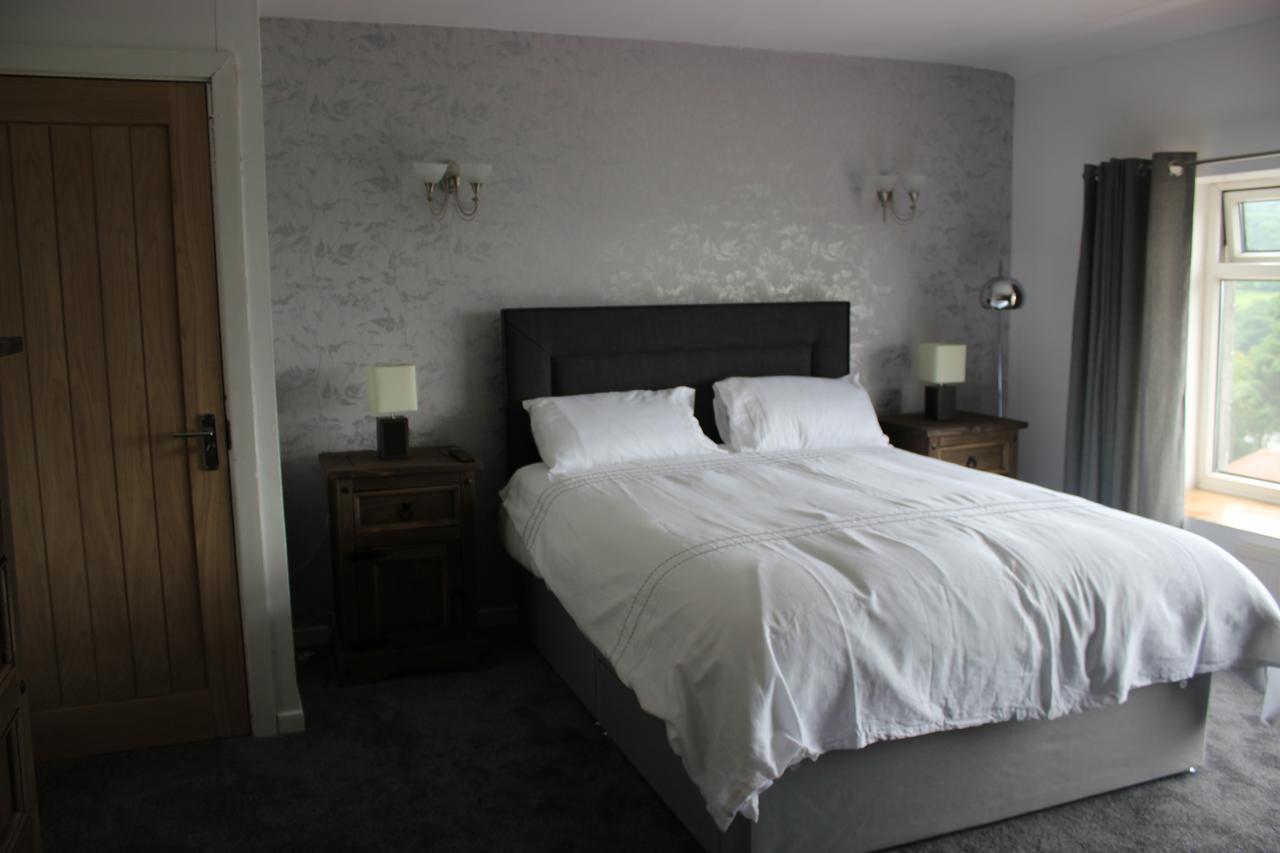 The New Lodge Pontardawe Экстерьер фото