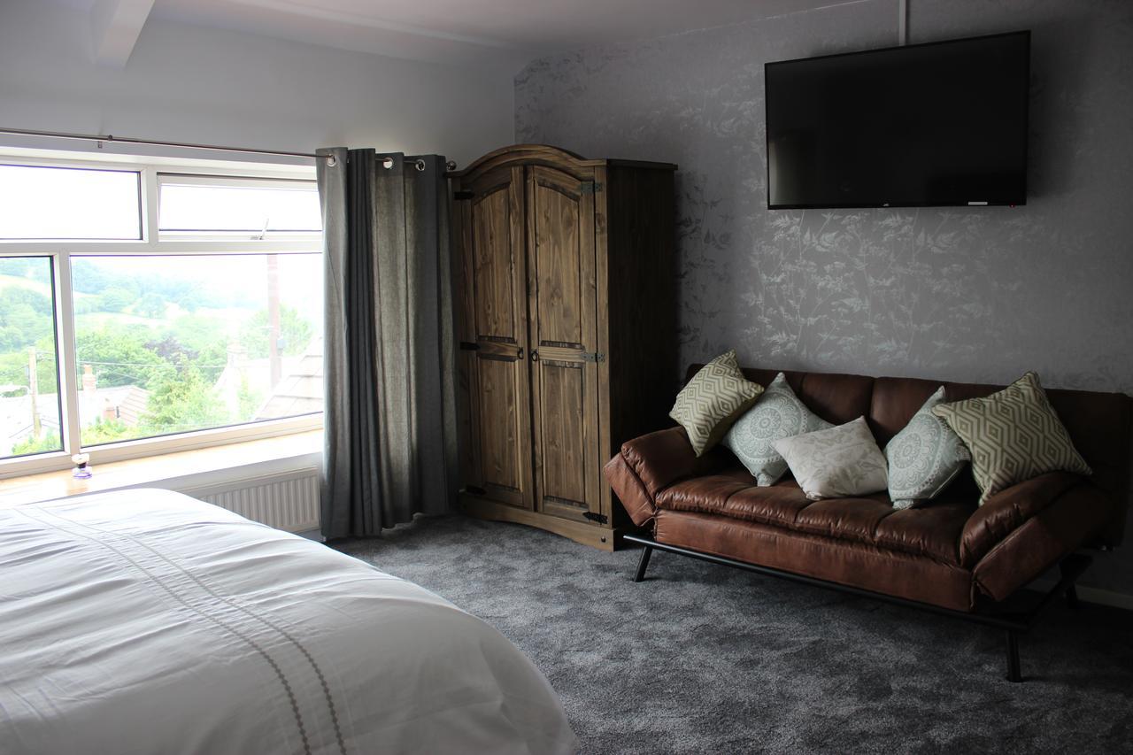 The New Lodge Pontardawe Экстерьер фото